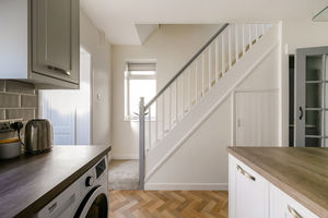 Kitchen/breakfast room- click for photo gallery